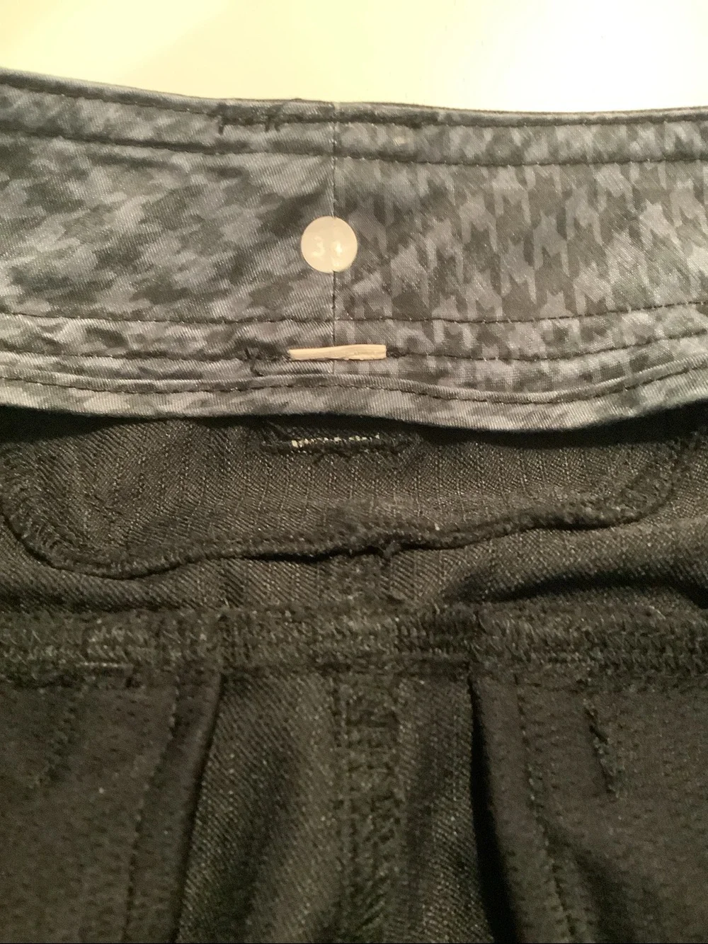 lululemon athletica Black Workout Pants‎ with Logo Button